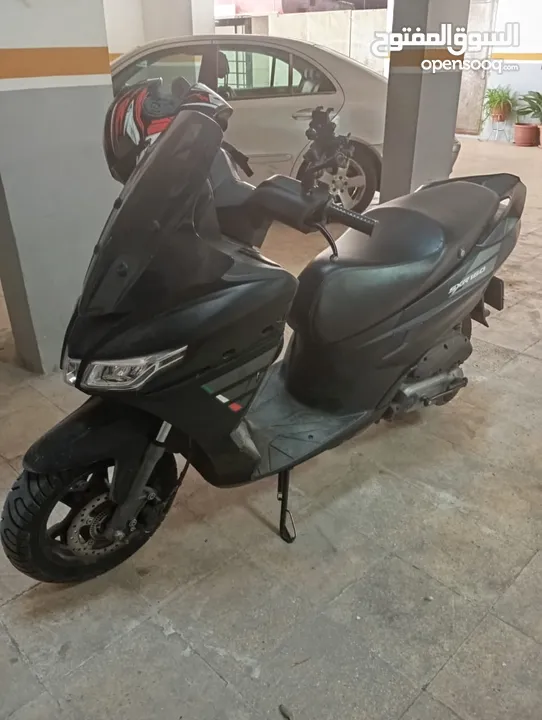 سكوترSXR 160 CC