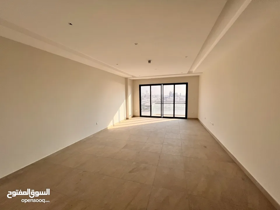 For sale in hidd freehold sea view flat 165 meters
