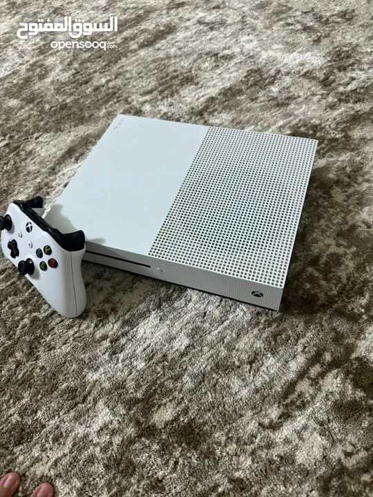 نظيفه جدا Xbox one s