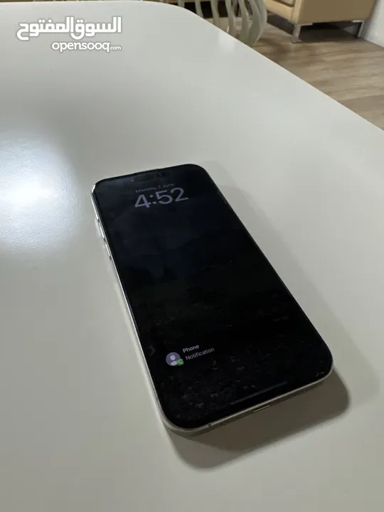 آيفون 15 برو ماكس 256 حالة وكالة لا يوجد خدش  iPhone 15 pro max 256GB