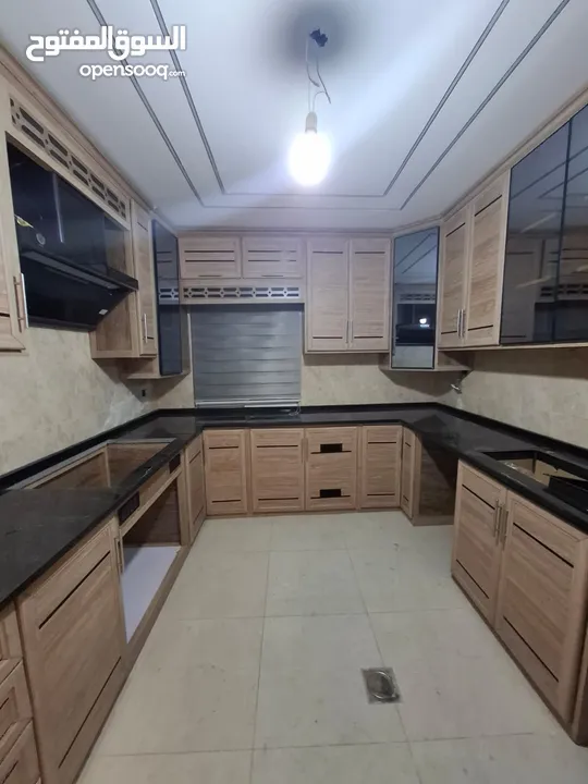مطابخ بأفضل الاسعار والإكسسوارات الايطاليه والتقسيم الهندسي بأفضل التصاميم والديكورات الحديثة