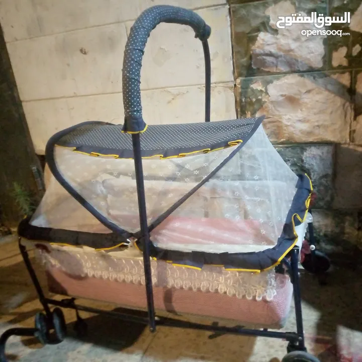 سرير اطفال