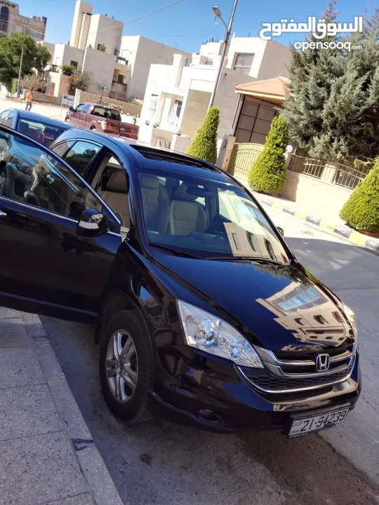 4جيد 2011 Honda cr-v هوندا سي ار في