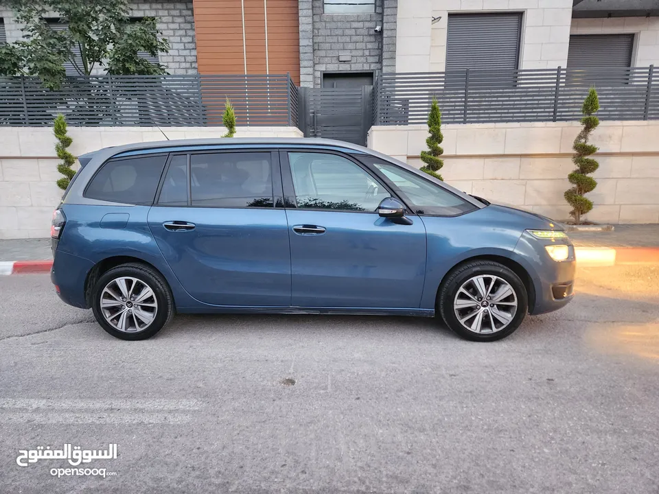 ستروين c4  2017