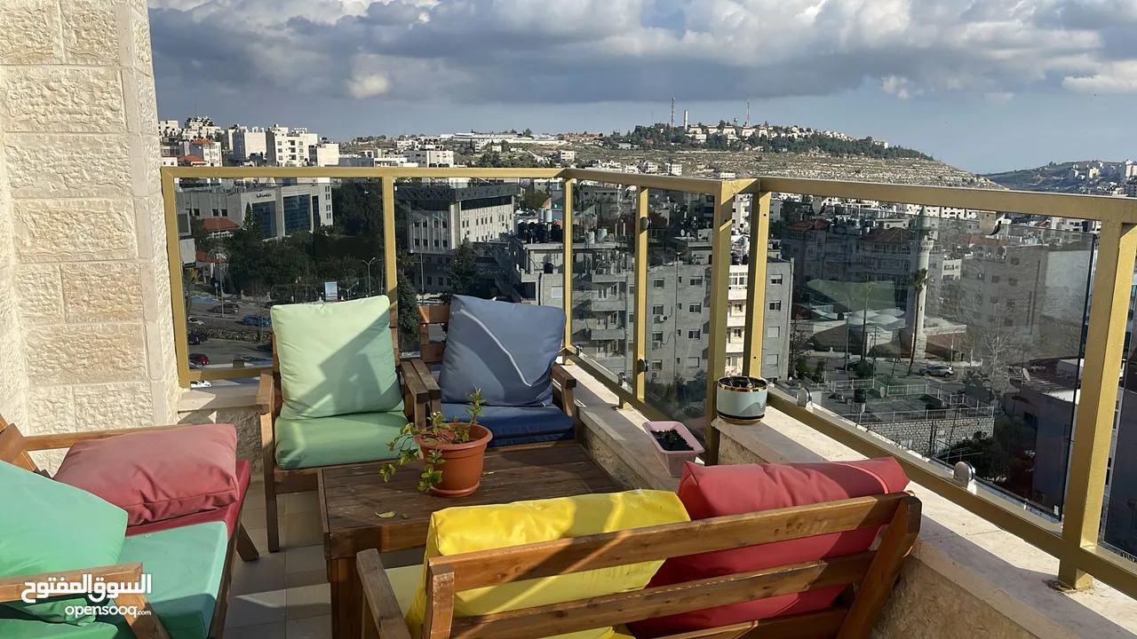 روف للايجار مفروش بالكامل في اجمل مناطق البيرة التواصل مع المالك مباشرة دون عمولة (1250) دولار