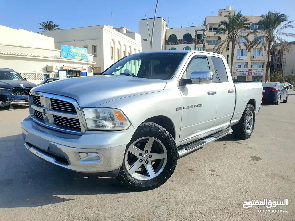 DODG RAM 1500 2011 BIG HORN دفع روباعي للبيع