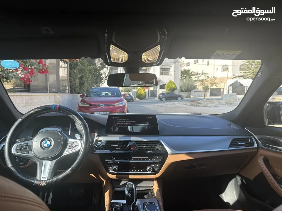 سعر قابل لل تفاوض BMW 530e 2019 m kit للبيع