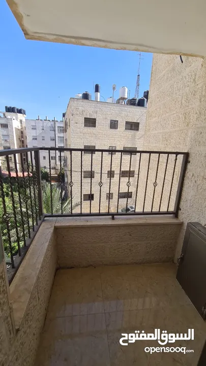 شقة غير مفروشة للايجار في الماصيون قرب عسل وبصل