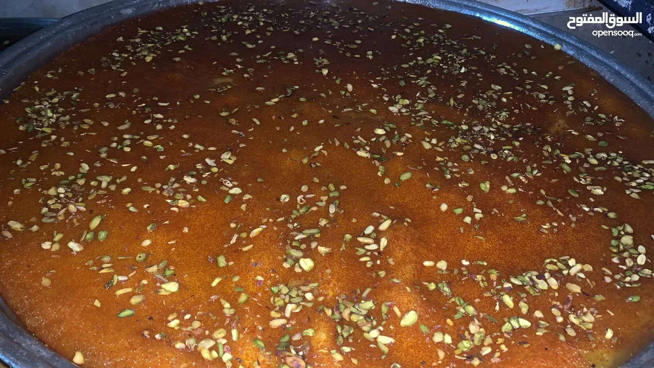 كنافة نابلسية اصيلة بالسمن البلدي الاصلي والجبنة العرقاوية الغنية عن التعريف