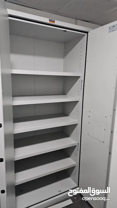 خزانة معدنية مقاومة للحريق fireproof cabinet valberg