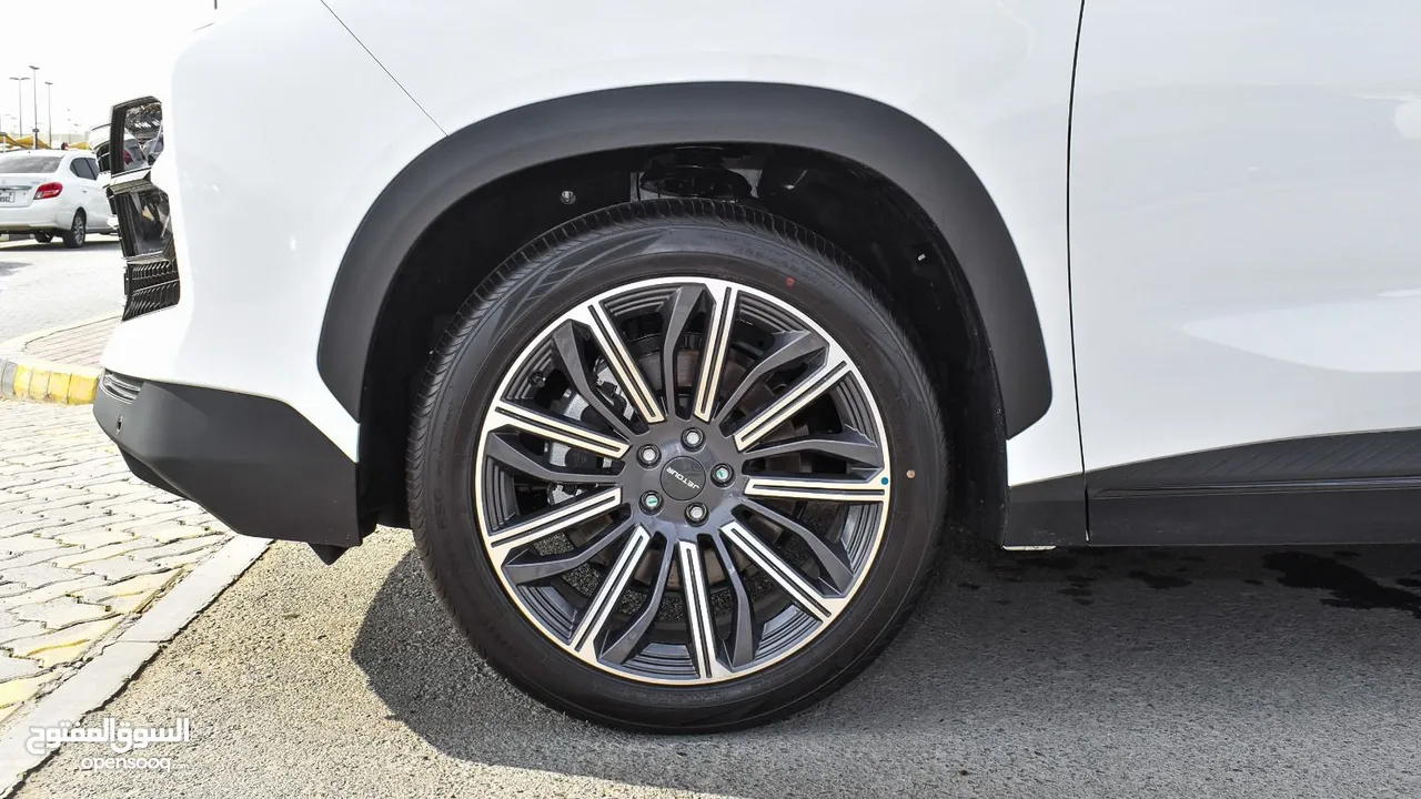 1.6 لاكشري بدون دفعات مقدمه والقسط الاول بعد ثلاث شهور