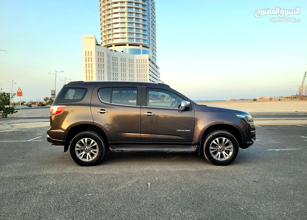 CHEVROLET TRAILBLAZER LTZ 2017 FULL OPTION 7 SEATER SUV TOP EXCELLENT CONDITION URGENTLY FOR SALE