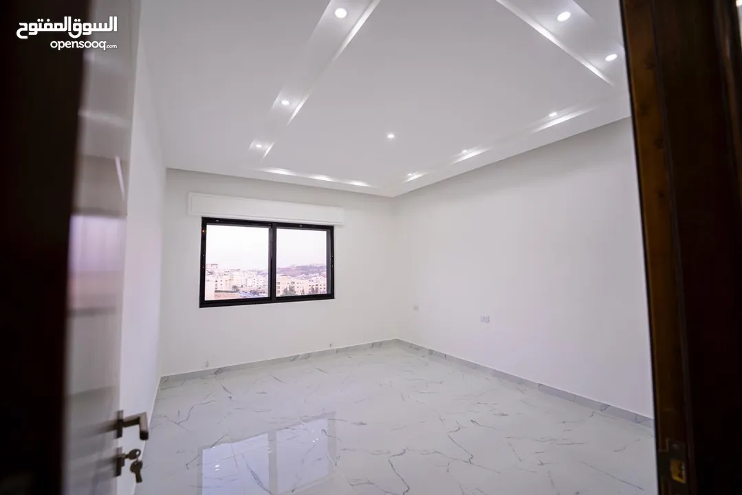 شقة جديدة للبيع في اجمل المواقع في شفا بدران الكوم