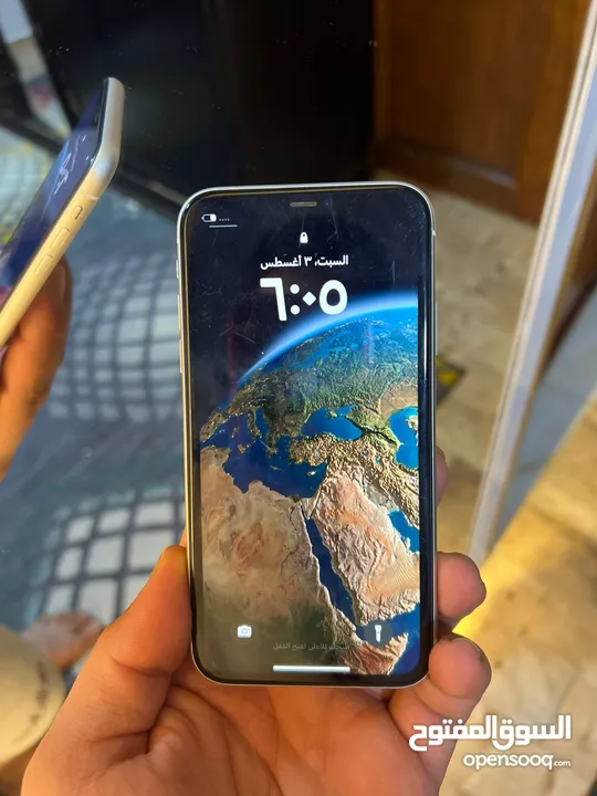 iPhone 11 للبيع