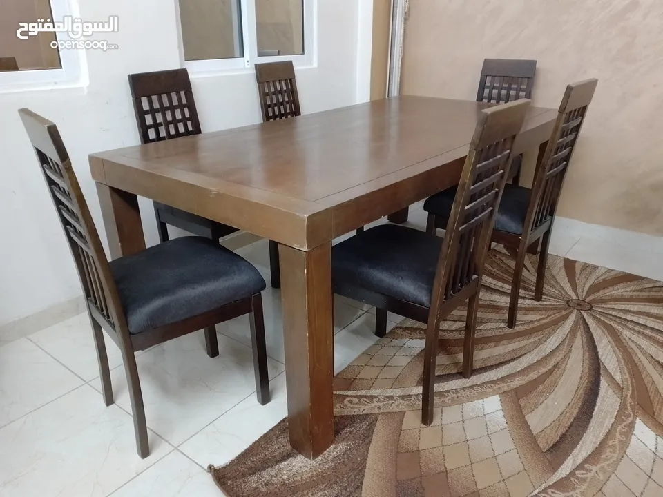 طاولة سفره 6 كراسي بحاله الوكاله