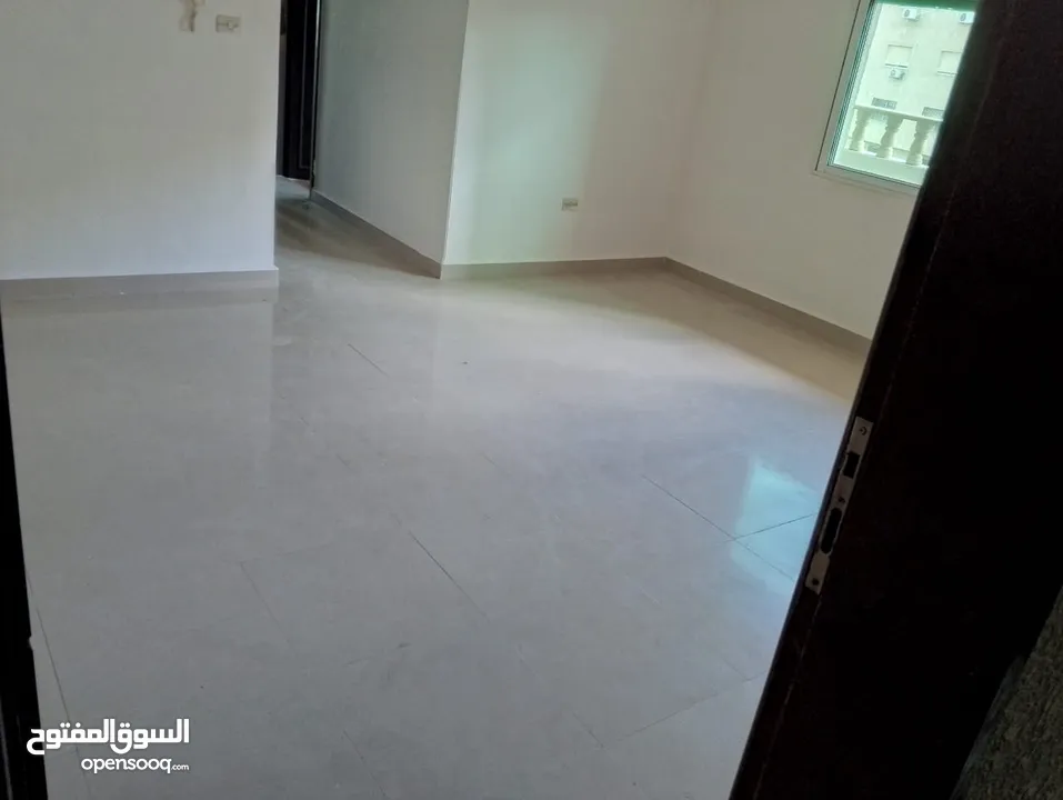 شقة فارغة - تلاع العلي - 2نوم - قرب الخدمات العامة