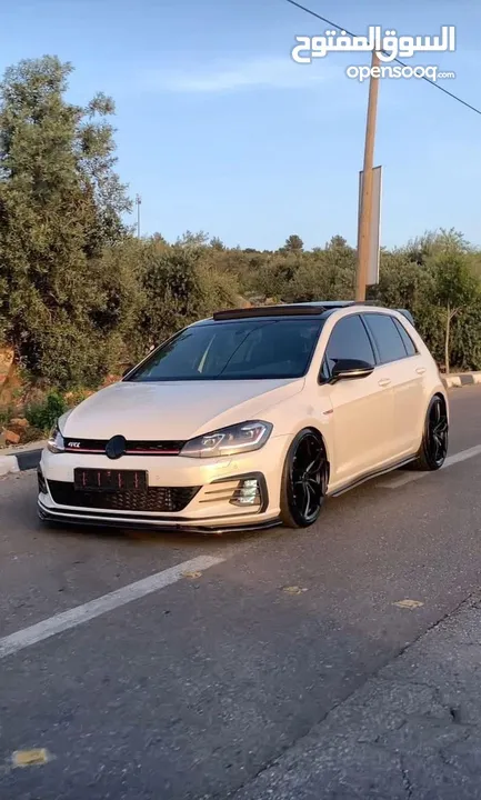 VOLKSWAGEN - GOLF GTI MK7,5
