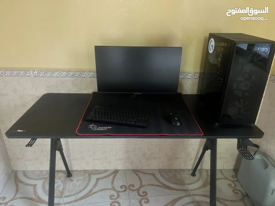 Gaming PC includes table