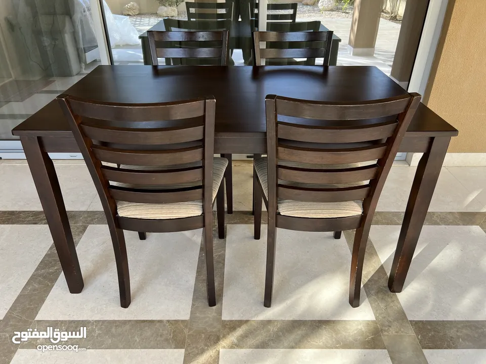 Dining Table with 4 Chairs