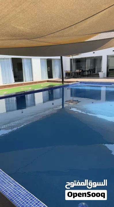 للبيع سترحه من ملك مبشر قفلي ارضيء الشيخ خالد