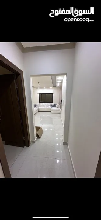 شقة جديدة غير مسكونة للبيع في طبربور مع مكيفات جداد و مطبخ راكب