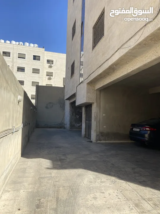 عمارة سكنية للبيع