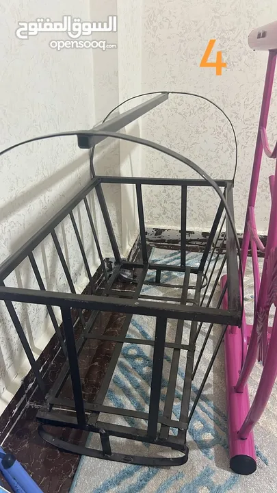 سرير بيبي ومهد وحرام