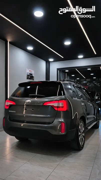 كيا سورينتو بحالة الشركه 4x4 بانوراما ولا غرام بويه