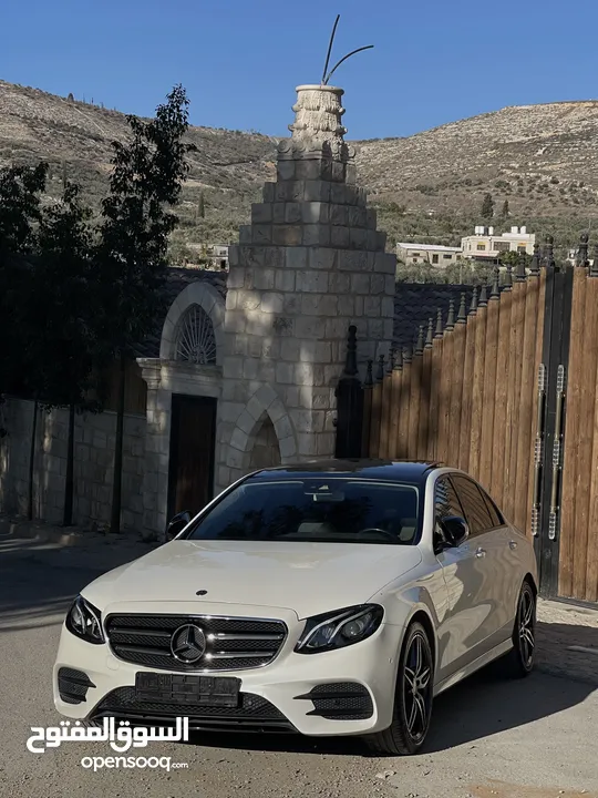 Mercedes Benz e200