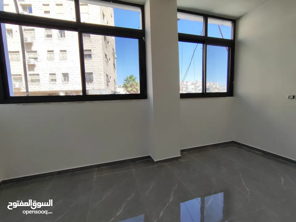 شقة_للإيجار-الرام – أول نزلة الكسارات قرب سوبرماركت السلايمة
