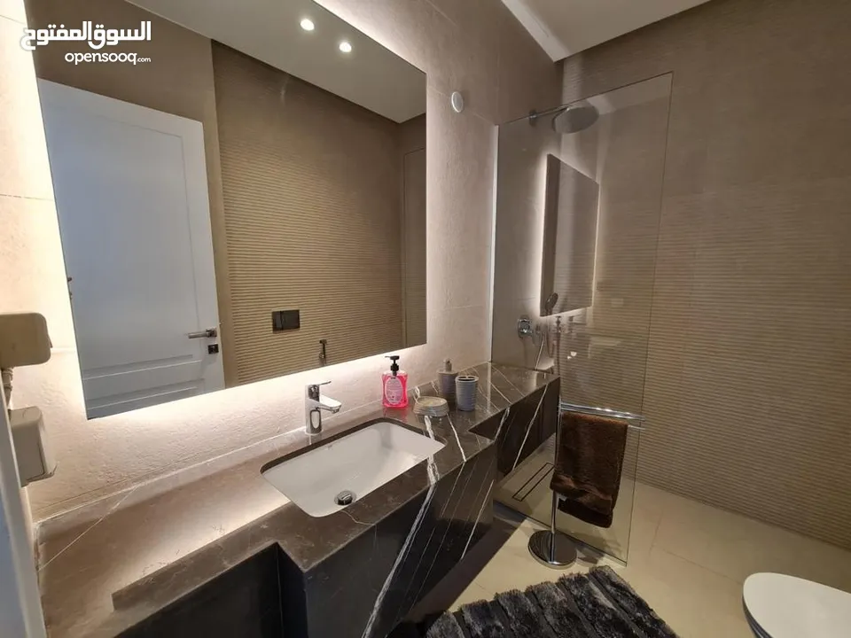 شقة مفروشة للايجار في دير غبار ( Property 40134 )-175037880