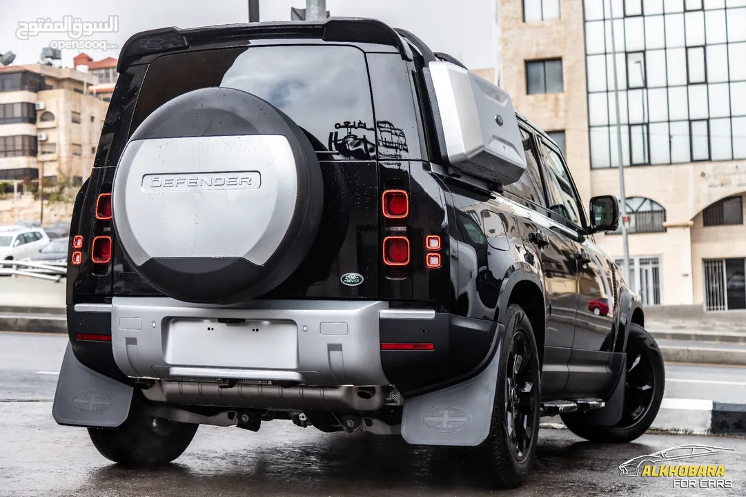 Land Rover Defender 2023 Plug in hybrid Black Package   عداد صفر  Zero Mileage  كفالة سنتين