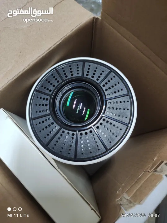 بروجكتور 4K لعرض الفيديو والأفلام على الحائط شبه جديد للبيع والسعر نهائي من الآخر.