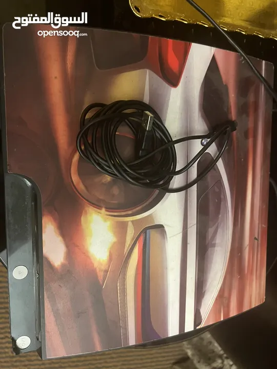 بلايستيشن 3 للبيع مهكره فيها مكتبه تنزل منها كل الألعاب للبيع