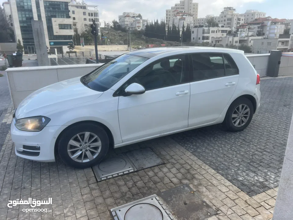 فلوكسفاجن جولف 2016 للبيع او البدل وارد بالصلاه على النبي.