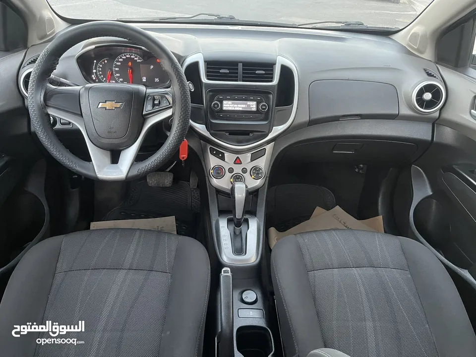 شفر أفيو موديل 2017 فحص 3 جيد والرابع ضربه ع الراس بحالة الوكالة