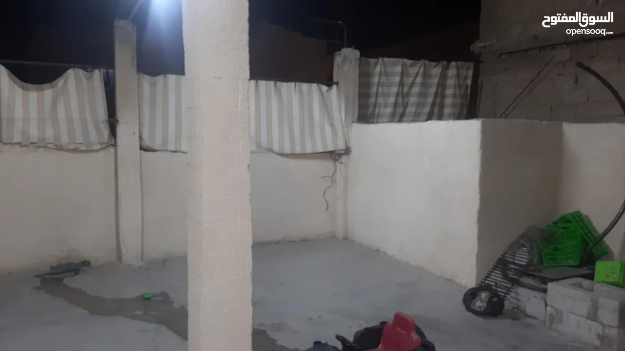 شقة سكنية شبه مستقلة
