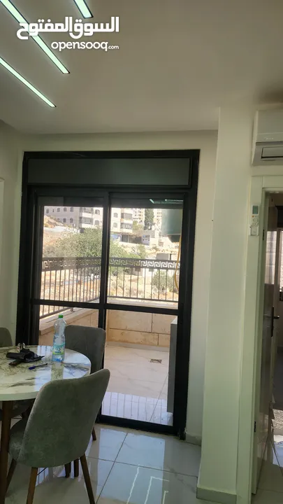 ستوديو مفروش للايجار فرش جديد وبناء جديد
