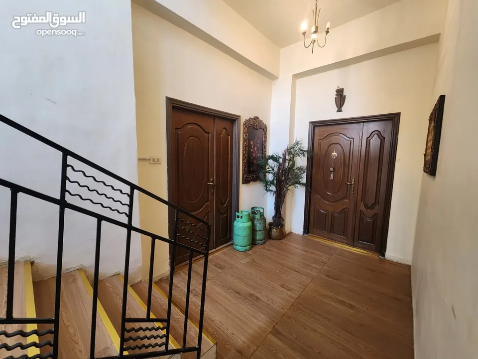 عمارة للبيع في منطقة جبل عمان / الويبدة - ref:14622
