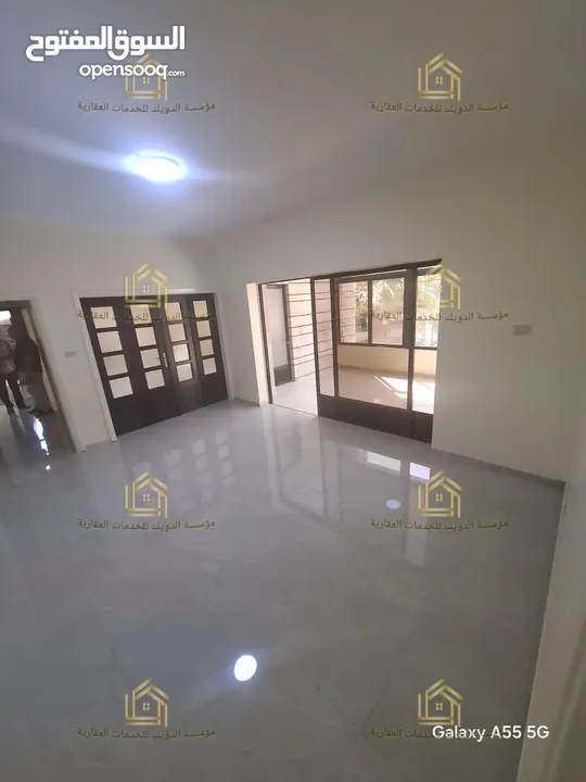 شقة مميزة - الجاردنز - 3نوم - 240م