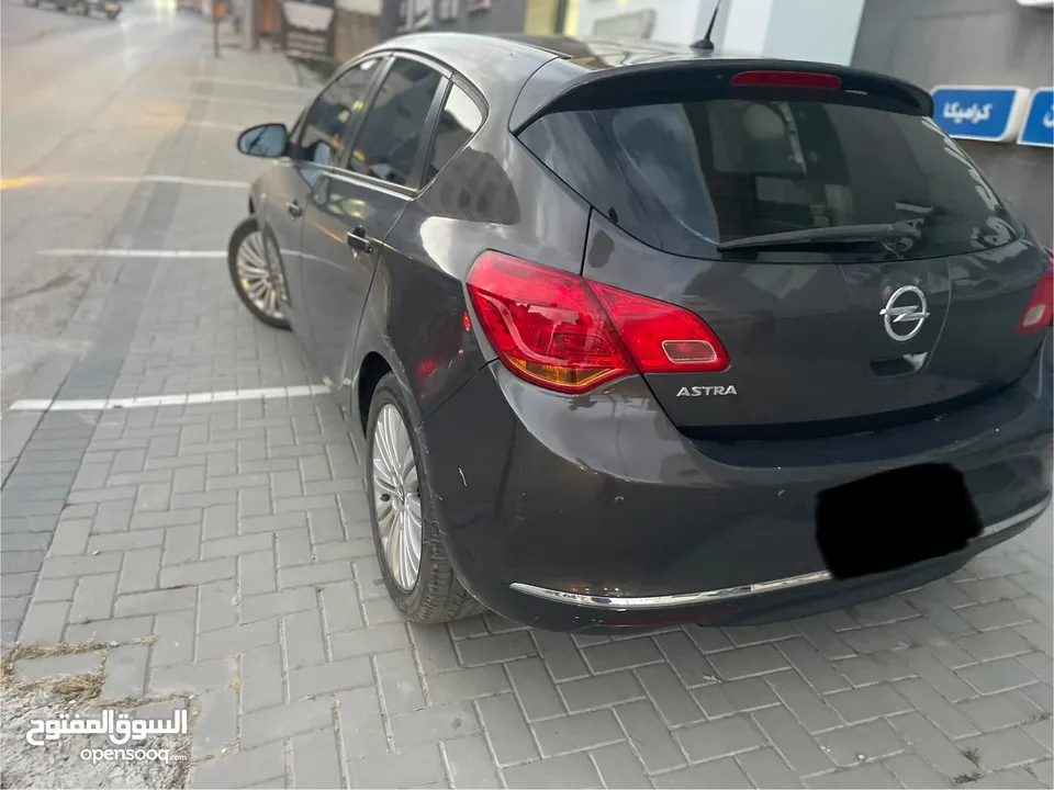 اوبل استرا 2013 تسجيل 2015