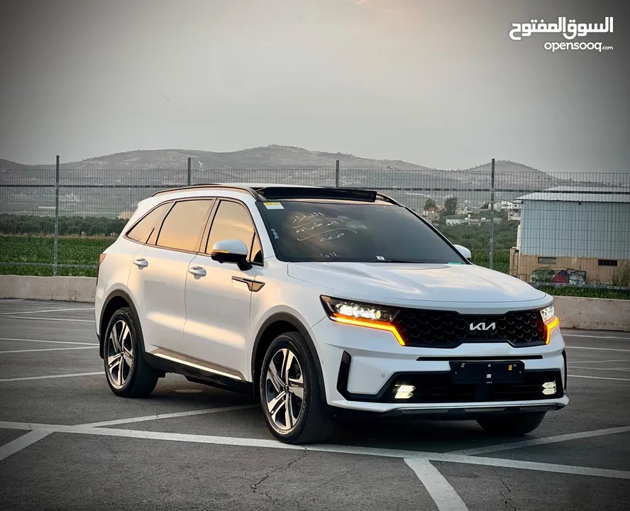 كايا سورينتو/2022 فل الفل  فتحة سقف بانوراما  4x4 ///240Hp بنزين + كهرباء  ( Haybrid) 1600cc