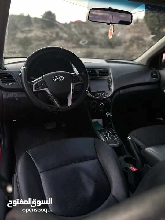 هيونداي اكسنت 2017 / سعر مميز وحررررق / فحص نخب/ لون مميز / فل اضافات بدون فتحة / ترخيص وتامين ساري