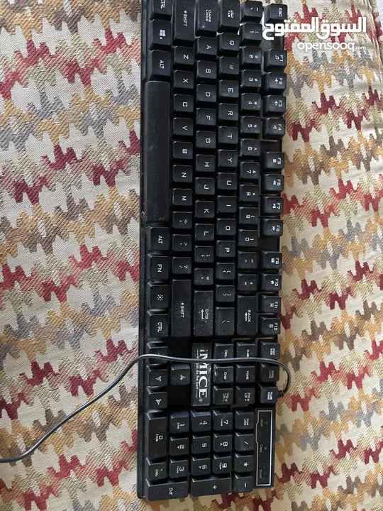 It has colors