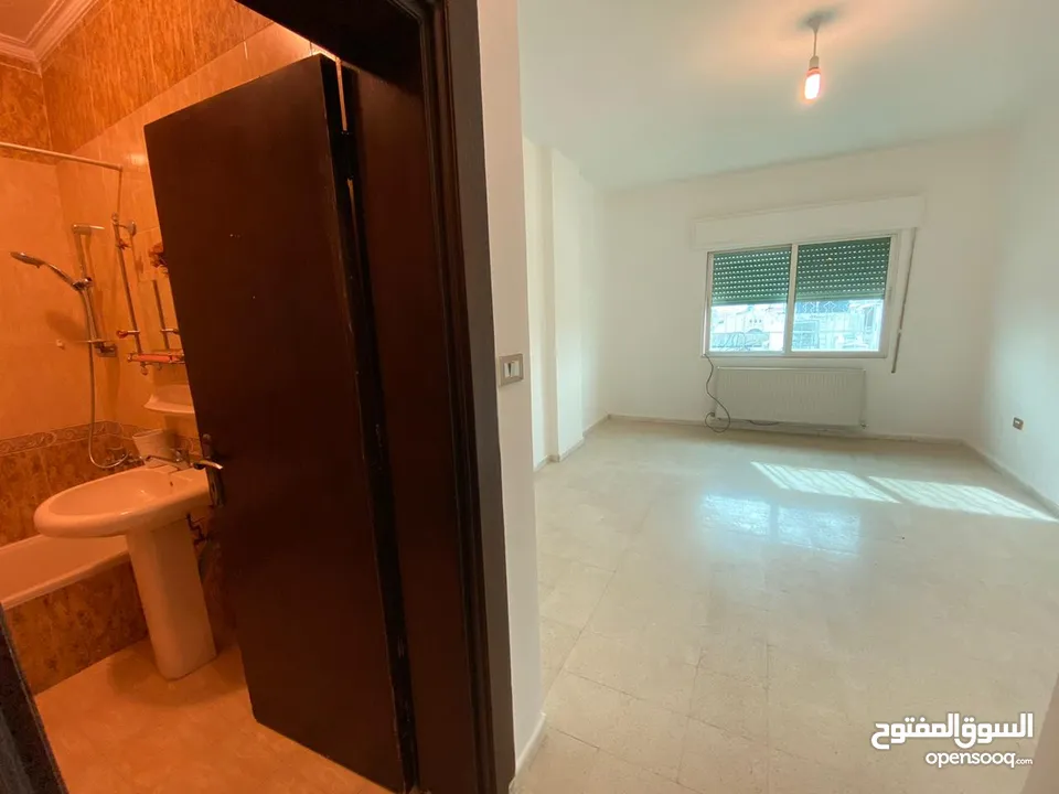 شقة غير مفروشة للإيجار 177م2 ( Property 12151 ) سنوي فقط