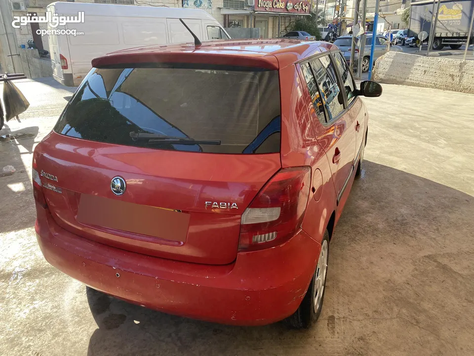 سكودا فابيا 2014