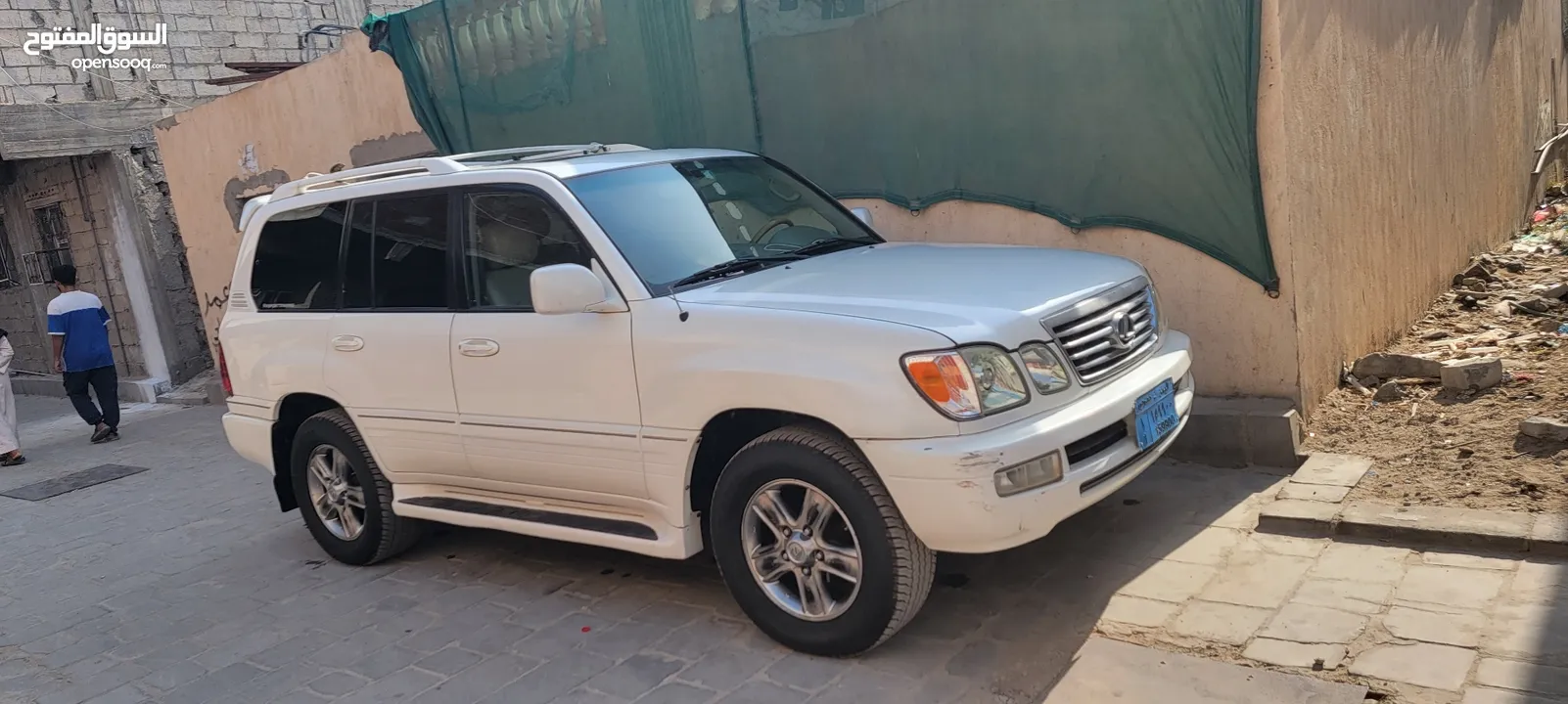 لكزس LX470موديل 2006 للتواصل الرقم في وصف الاعلان