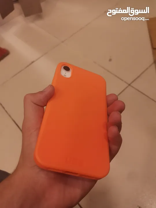 ايفون Xr لون ابيض 64 جيجا للبيع او للبدل