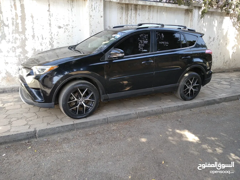 Toyota RAV4 2018 راف فور SE دبل