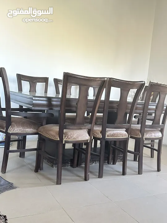 طاولة سفرة 8 كراسي